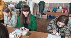 Емоційне «перезавантаження» для волонтерського центру 02
