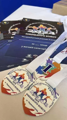 Новояворівські боксери – переможці «Ліги юнацького боксу» Львівщини 6