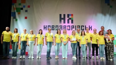 До Дня фізичної культури і спорту - нагородження спортсменів та тренерів 12