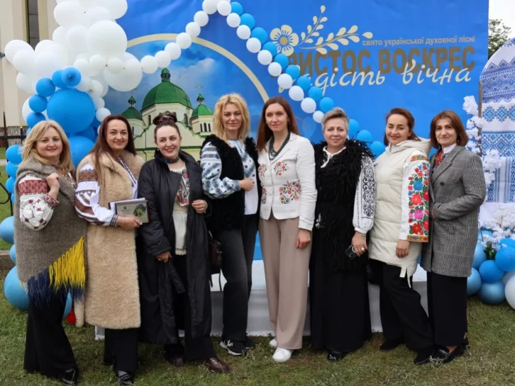 Свято Великодніх традицій та підтримки захисників 32