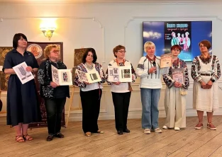 Яворівська вишивка вкотре підкорює серця 5