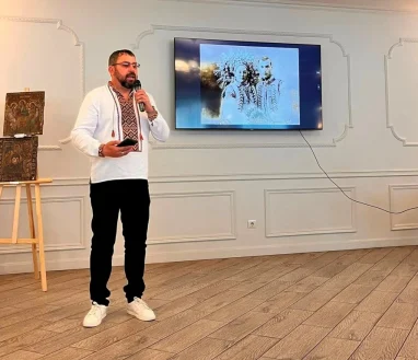 Яворівська вишивка вкотре підкорює серця 7